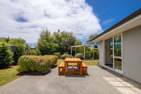 Photo of property in 2 Les Wakefield Road, Mapua, 7005