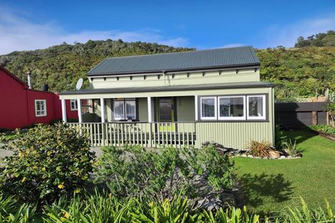 Photo of property in 168 Torea Street, Granity, 7823