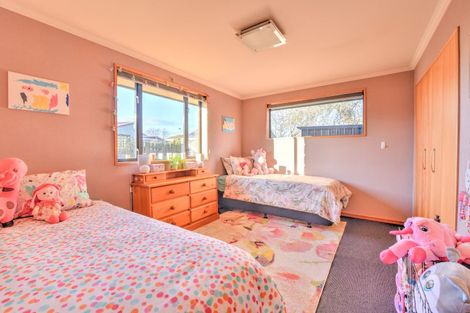 Photo of property in 6 Robina Place, Gore, 9710