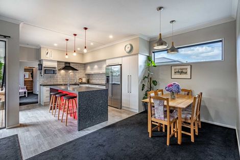 Photo of property in 775 Queens Drive, Waikiwi, Invercargill, 9810