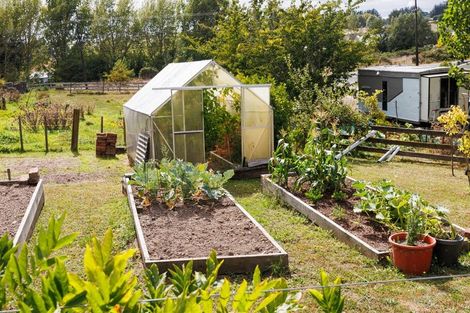 Photo of property in 42 Hastings Street, Halcombe, Feilding, 4779