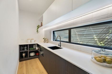 Photo of property in 26 Ngaiwi Street, Orakei, Auckland, 1071