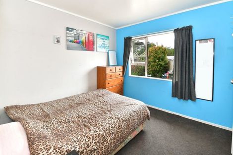 Photo of property in 19 Parakai Avenue, Parakai, 0830