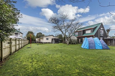 Photo of property in 14a Trigg Road, Huapai, Kumeu, 0810