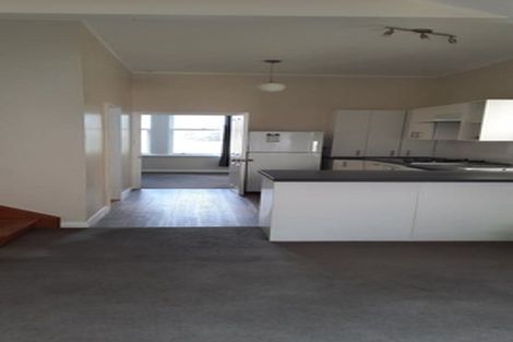 Photo of property in 2 Yale Road, Mount Cook, Wellington, 6021