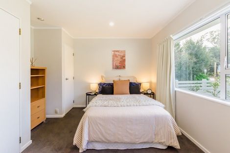 Photo of property in 2 Te Uruhi Grove, Paraparaumu, 5032