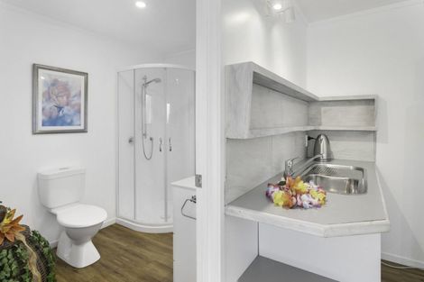 Photo of property in 200 Te Wahapu Road, Russell, 0272