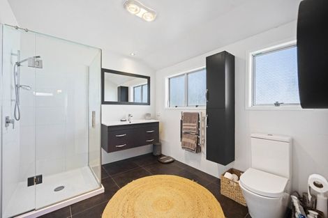 Photo of property in 109 Ruebe Road, Buckland, Pukekohe, 2677