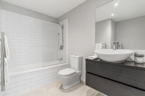 Photo of property in 17 Kahika Grove, Huapai, Kumeu, 0810