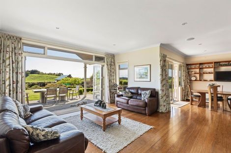 Photo of property in 111 Hurworth Road, Hurworth, New Plymouth, 4371