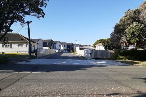 Photo of property in 22 Ron Deal Way, Epuni, Lower Hutt, 5011