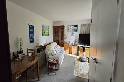 Photo of property in 2/32 Avalon Street, Richmond, Christchurch, 8013