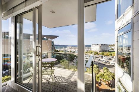 Photo of property in Piermont Apartments, 6e/82 Cable Street, Te Aro, Wellington, 6011
