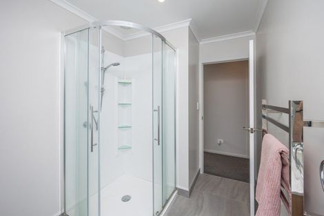 Photo of property in 1/2 Bostonkip Crescent, Fitzroy, Hamilton, 3282