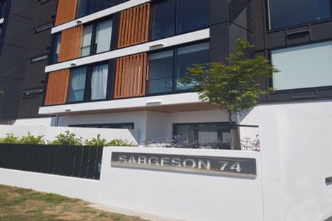Photo of property in Frank Sargeson Apts, 404/74 Anzac Street, Takapuna, Auckland, 0622
