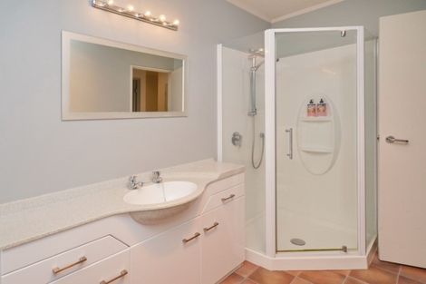 Photo of property in 13 Welsford Street, Woodend, 7610