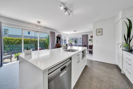Photo of property in 19c Beach Street, Fitzroy, New Plymouth, 4312