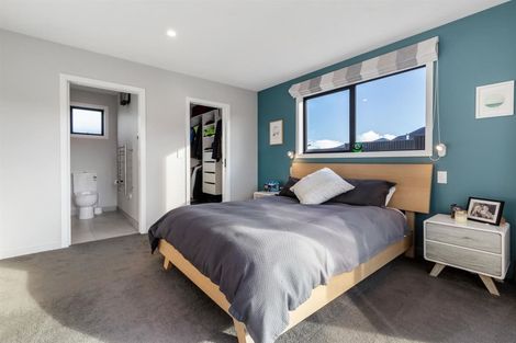 Photo of property in 6 Pennycook Place, Lake Hawea, Wanaka, 9382