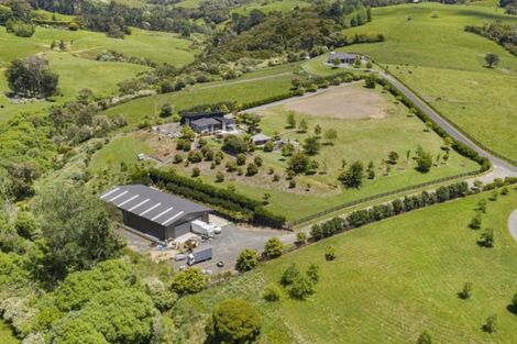 Photo of property in 701 Whitford Road, Whitford, Howick, 2571