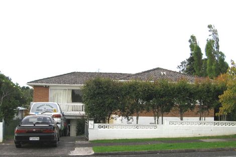 Photo of property in 15 Cherry Road, Bucklands Beach, Auckland, 2014