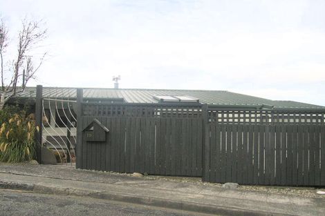 Photo of property in 19 Wisteria Grove, Maungaraki, Lower Hutt, 5010