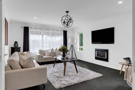 Photo of property in 18 Helen June Avenue, Flagstaff, Hamilton, 3210