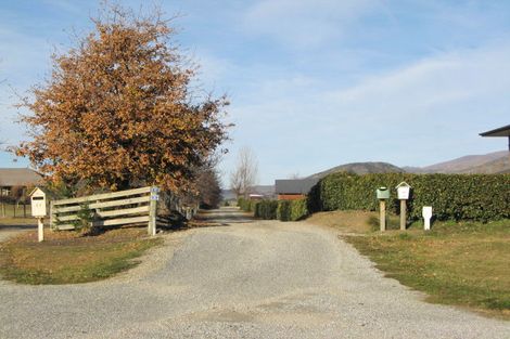 Photo of property in 42 Golf Course Road, Wanaka, 9305