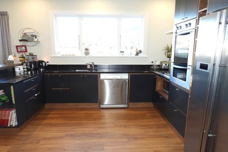 Photo of property in 16b Clyde Street, Oamaru North, Oamaru, 9400