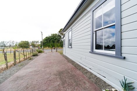 Photo of property in 13 Karaka Street, Tokomaru, Palmerston North, 4474