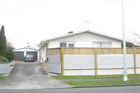 Photo of property in 4 Villa Place, Bell Block, New Plymouth, 4312