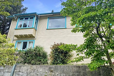 Photo of property in 86 Shakespeare Road, Bluff Hill, Napier, 4110