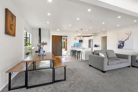 Photo of property in 8 Bay View Road, Raglan, 3225