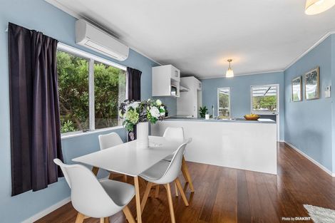 Photo of property in 1 Farrier Grove, Featherston, 5710