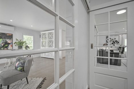 Photo of property in 42 Iona Road, Havelock North, 4130