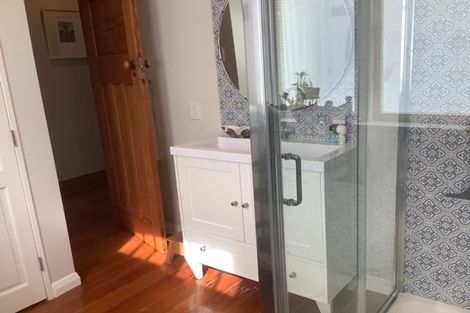 Photo of property in 7 York Street, Moera, Lower Hutt, 5010