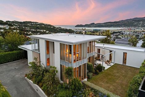 Photo of property in 6 Stormanstown Way, Seatoun, Wellington, 6022