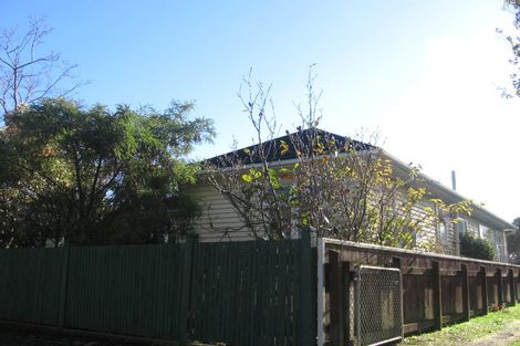 Photo of property in 5 Tyndall Street, Waiwhetu, Lower Hutt, 5010