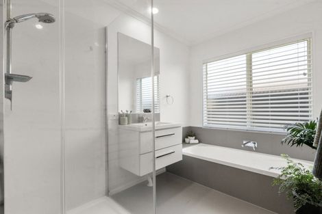 Photo of property in 10a Melia Place, Mount Maunganui, 3116