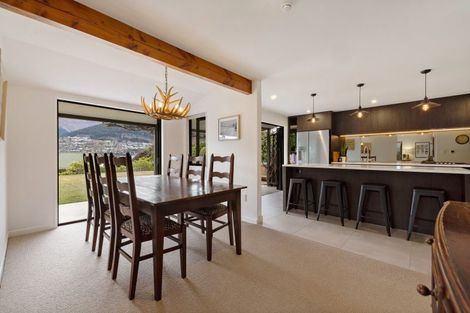 Photo of property in 14 Oregon Drive, Kelvin Heights, Queenstown, 9300