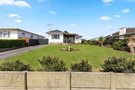 Photo of property in 83 Puriri Street, Gonville, Whanganui, 4501