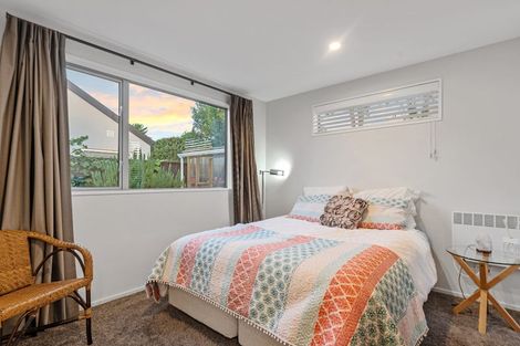 Photo of property in 7 Waterstock Way, Parklands, Christchurch, 8083
