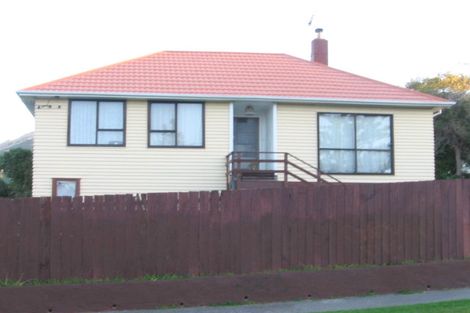 Photo of property in 37 Awarua Street, Elsdon, Porirua, 5022