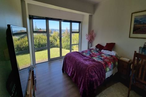 Photo of property in 11 Fenton Terrace, Cockle Bay, Auckland, 2014