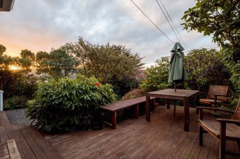 Photo of property in 30 Porterfield Street, Macandrew Bay, Dunedin, 9014