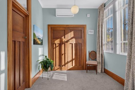 Photo of property in 243 Emerson Street, Napier South, Napier, 4110