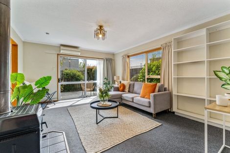 Photo of property in 84 Bay View Road, South Dunedin, Dunedin, 9012