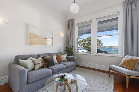 Photo of property in 31 Queens Parade, Devonport, Auckland, 0624