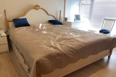 Photo of property in 44 Bleakhouse Road, Howick, Auckland, 2014