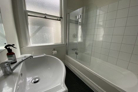 Photo of property in 8 Russell Terrace, Newtown, Wellington, 6021