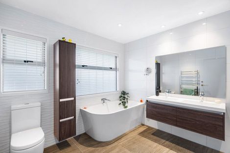 Photo of property in 30 Iona Road, Havelock North, 4130